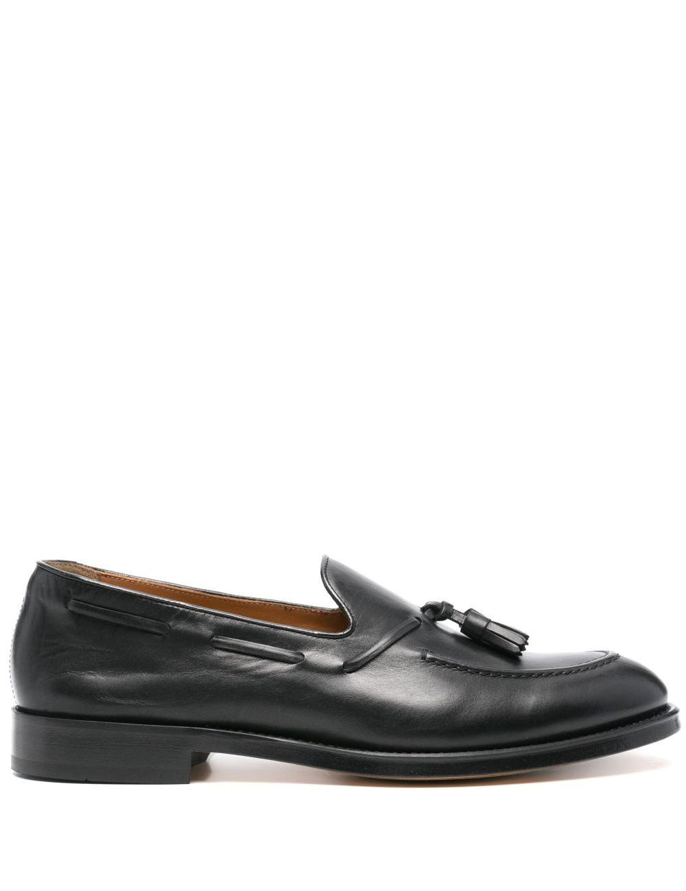 Mocassini in pelle in nero Doucal's - uomo 