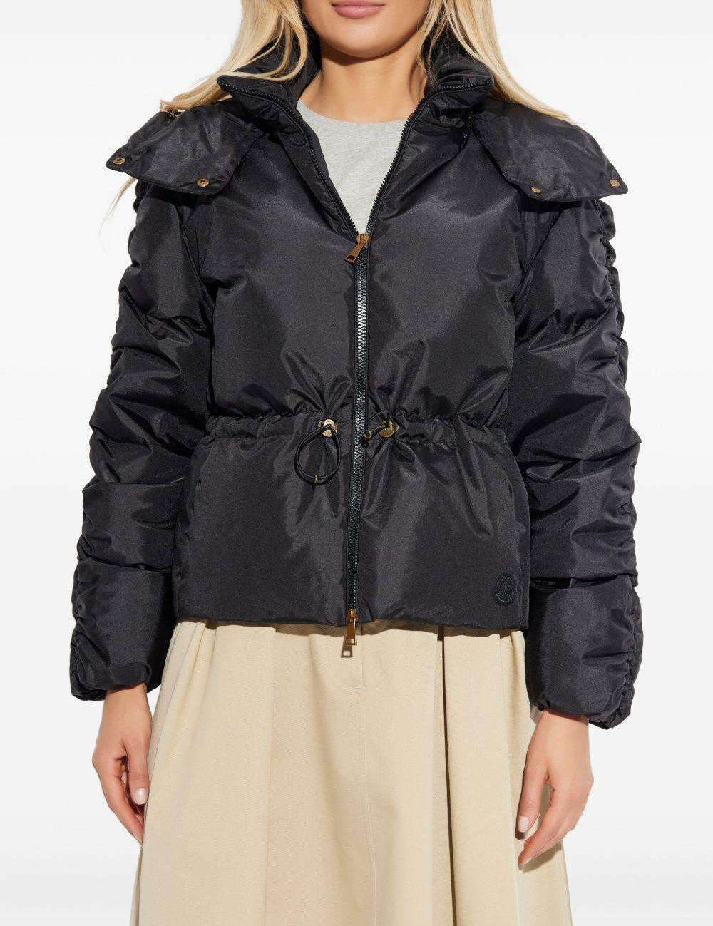 Piumino Louviere con cappuccio in nero Moncler - donna 