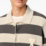 Cardigan ami de coeur con patch cuore in bianco Ami paris - uomo 