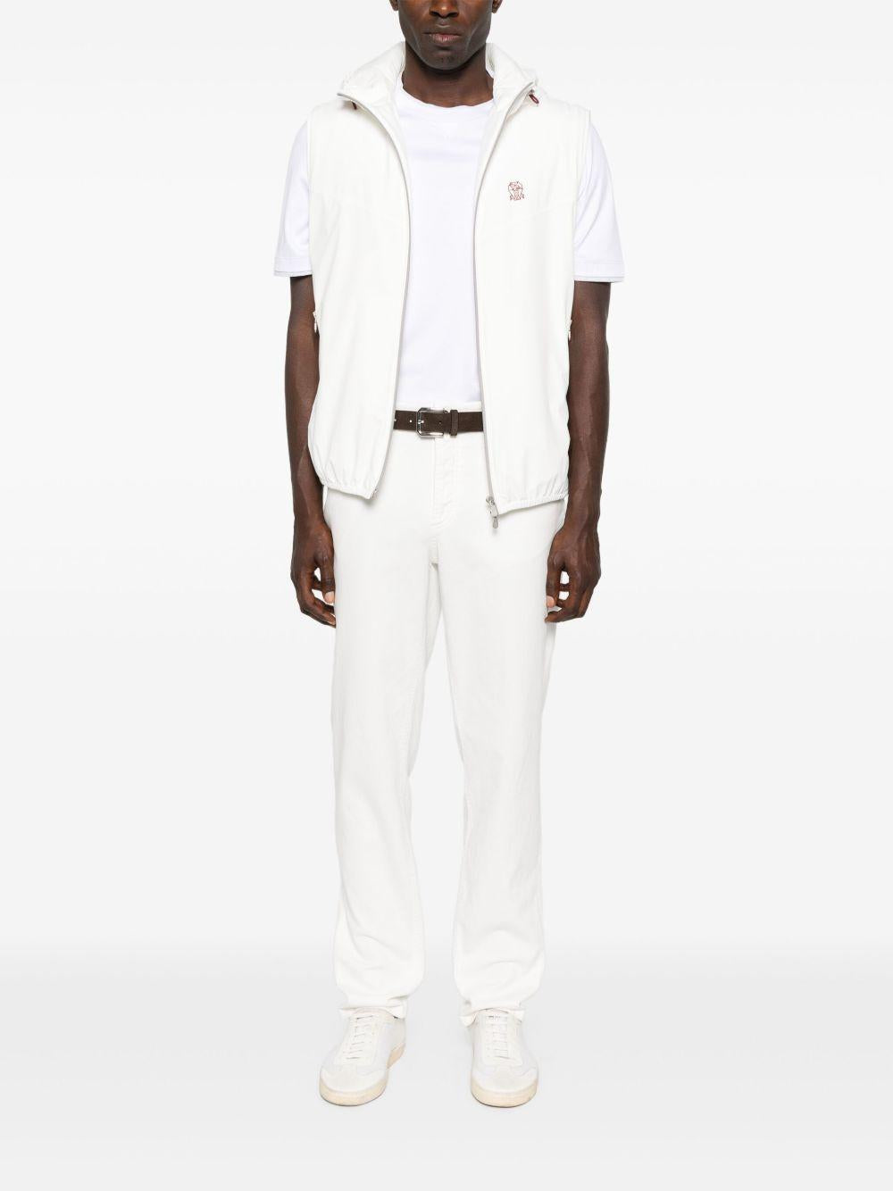 T-shirt con logo a girocollo in bianco Brunello cucinelli - uomo 