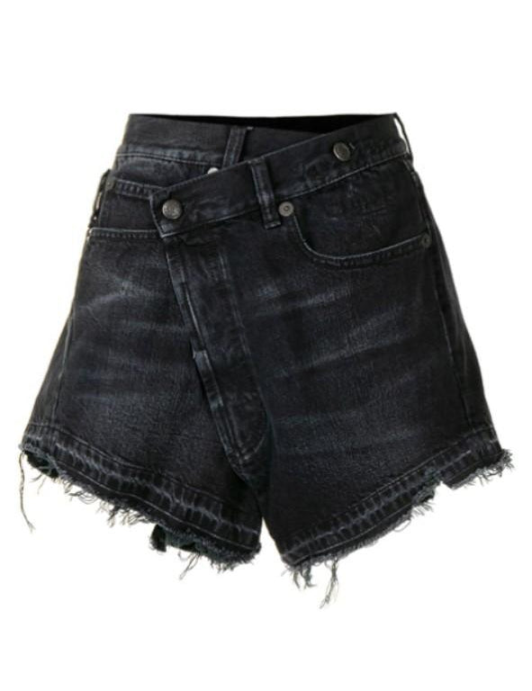 Shorts con orlo sfilacciato in nero R13 - donna 