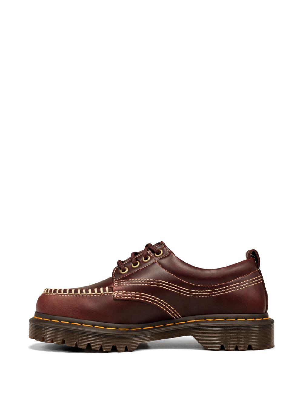 Derby Lowell in pelle in marrone Dr. Martens - uomo 
