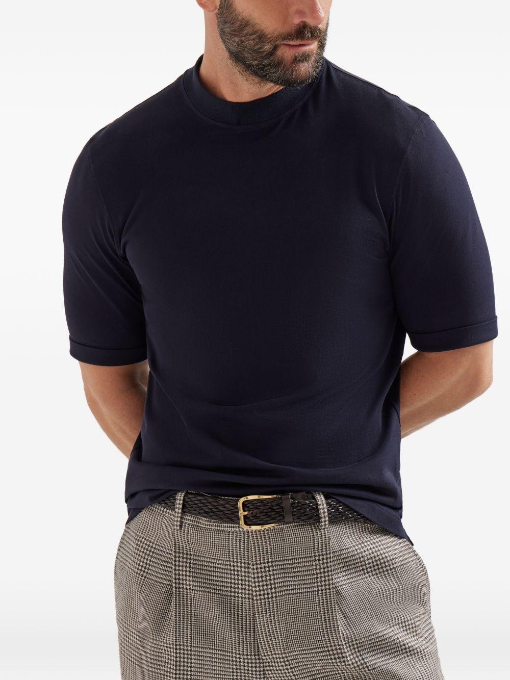 T-shirt con collo rialzato in blu Brunello cucinelli - uomo 
