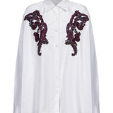 Camicia con ricami floreali 3D in bianco 