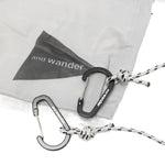 Borsa a tracolla con stampa logo in grigio And wander - uomo 
