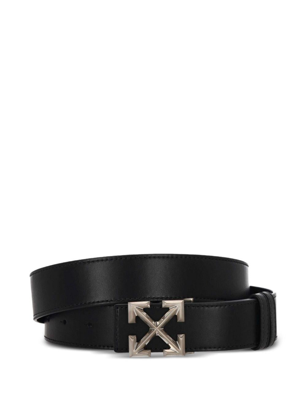 Cintura con motivo Arrow in nero Off white - unisex 