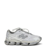 Sneakers 2000 in argento new balance - unisex 