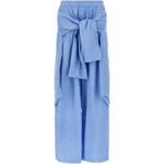Pantaloni con applicazioni di cristalli in blu 