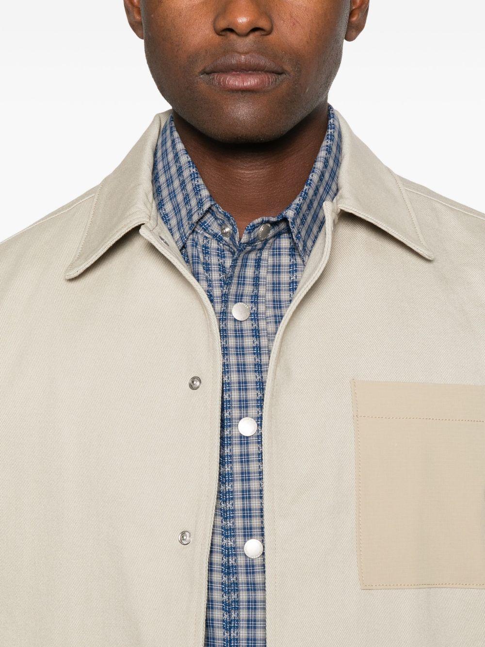 Giacca-camicia con tasca in beige Carrer - unisex 