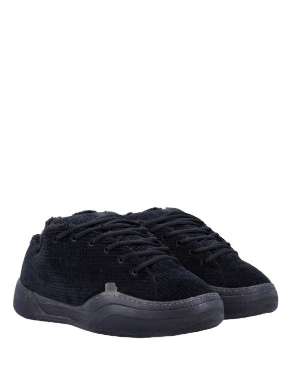 Sneakers in velluto a coste vamp in nero 