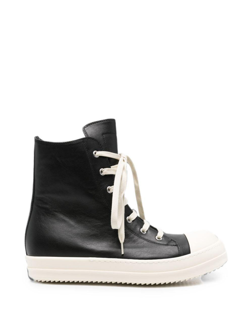 Sneakers alte in pelle in nero 