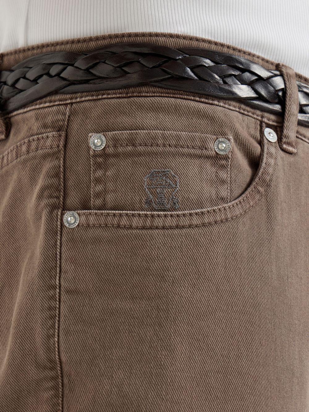 Pantaloni con cinque tasche in marrone Brunello cucinelli - uomo 