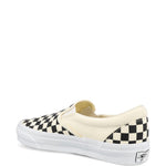 Sneakers slip-on reissue 98 lx a scacchi in bainco e nero Vans - unisex 