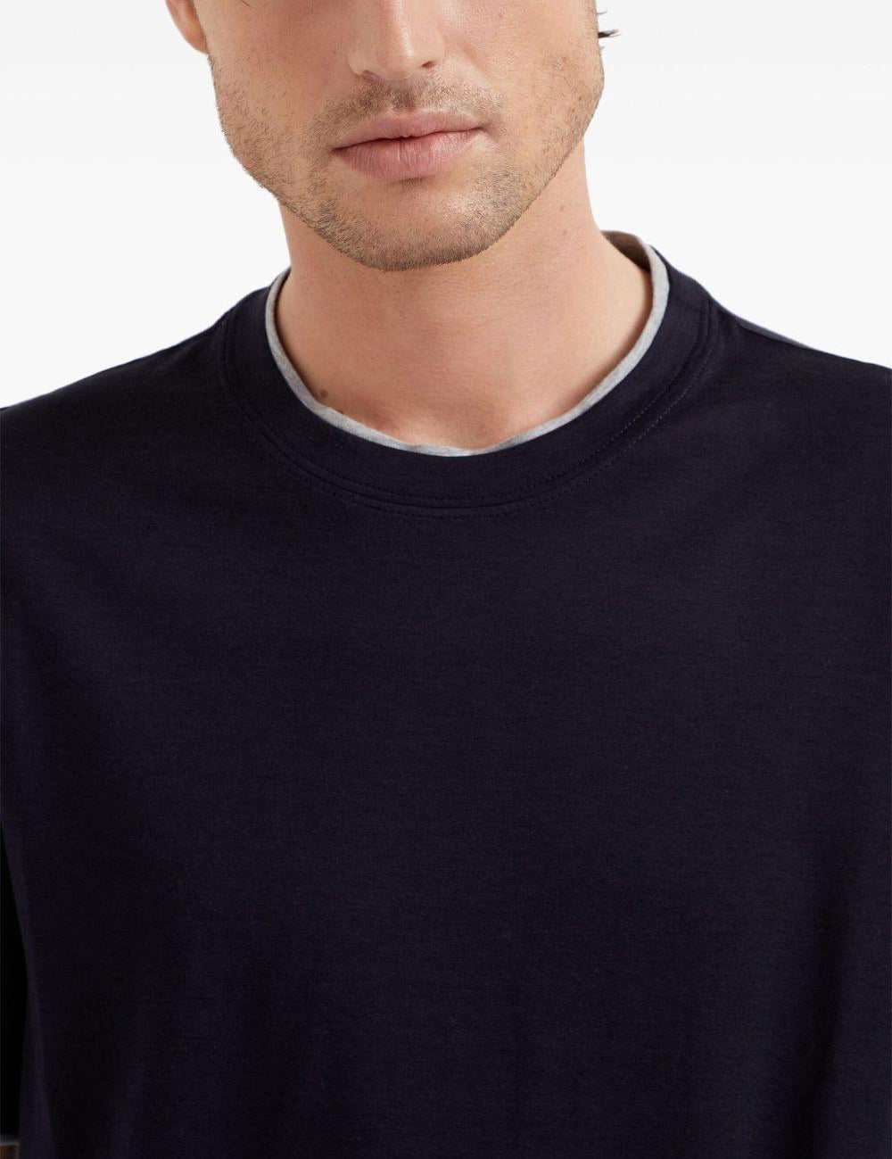 T-shirt con profili a contrasto in blu 