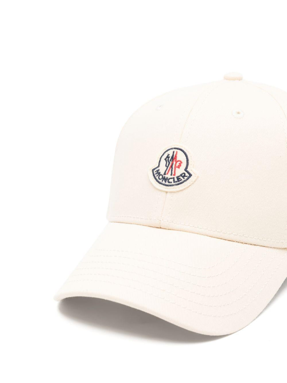 Cappello da baseball con applicazione logo in bianco Moncler - unisex 