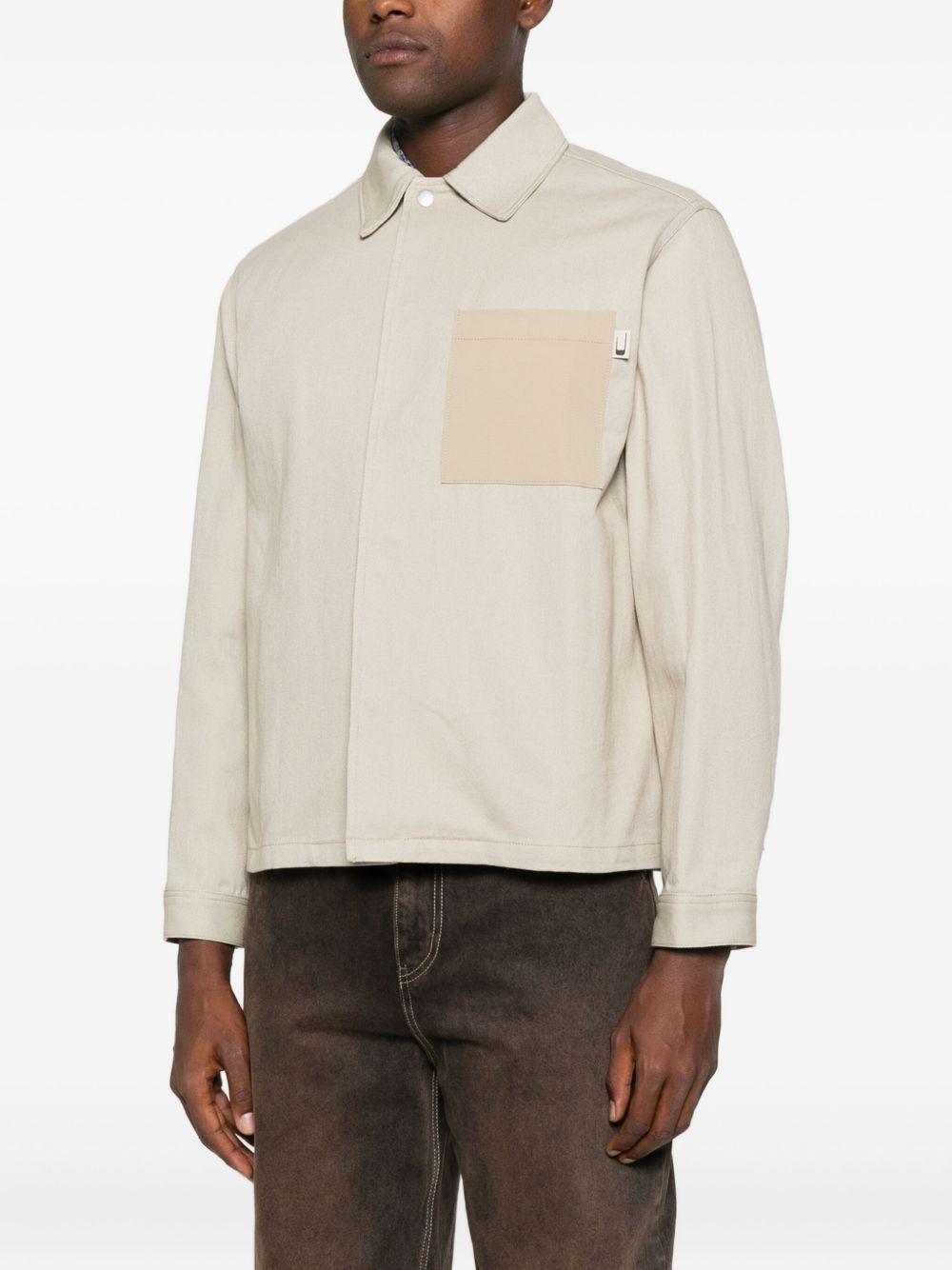 Giacca-camicia con tasca in beige Carrer - unisex 