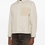 Giacca-camicia con tasca in beige Carrer - unisex 