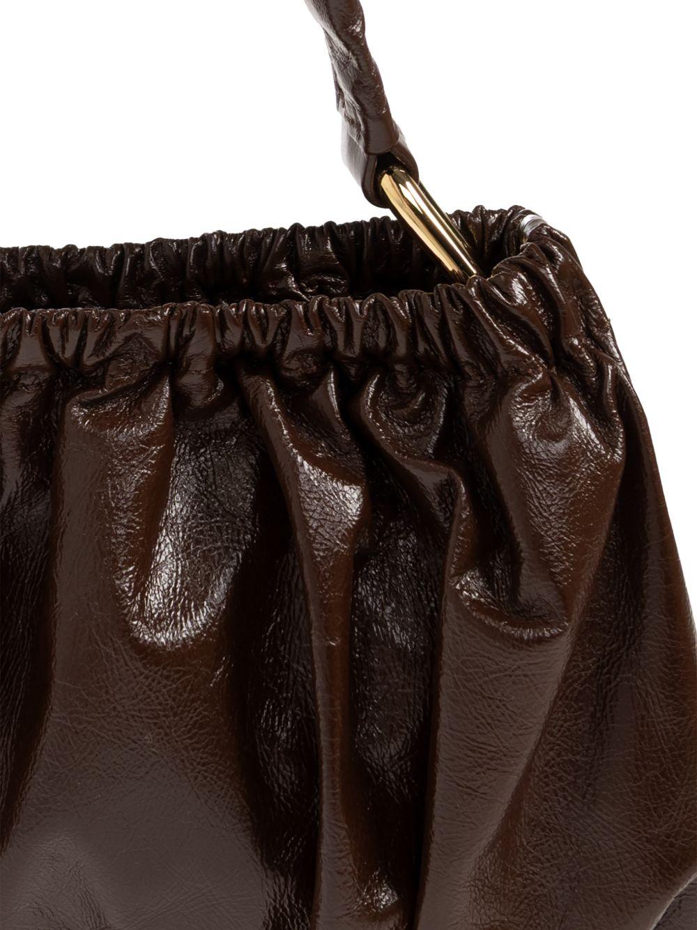 Borsa in pelle arricciata marrone 