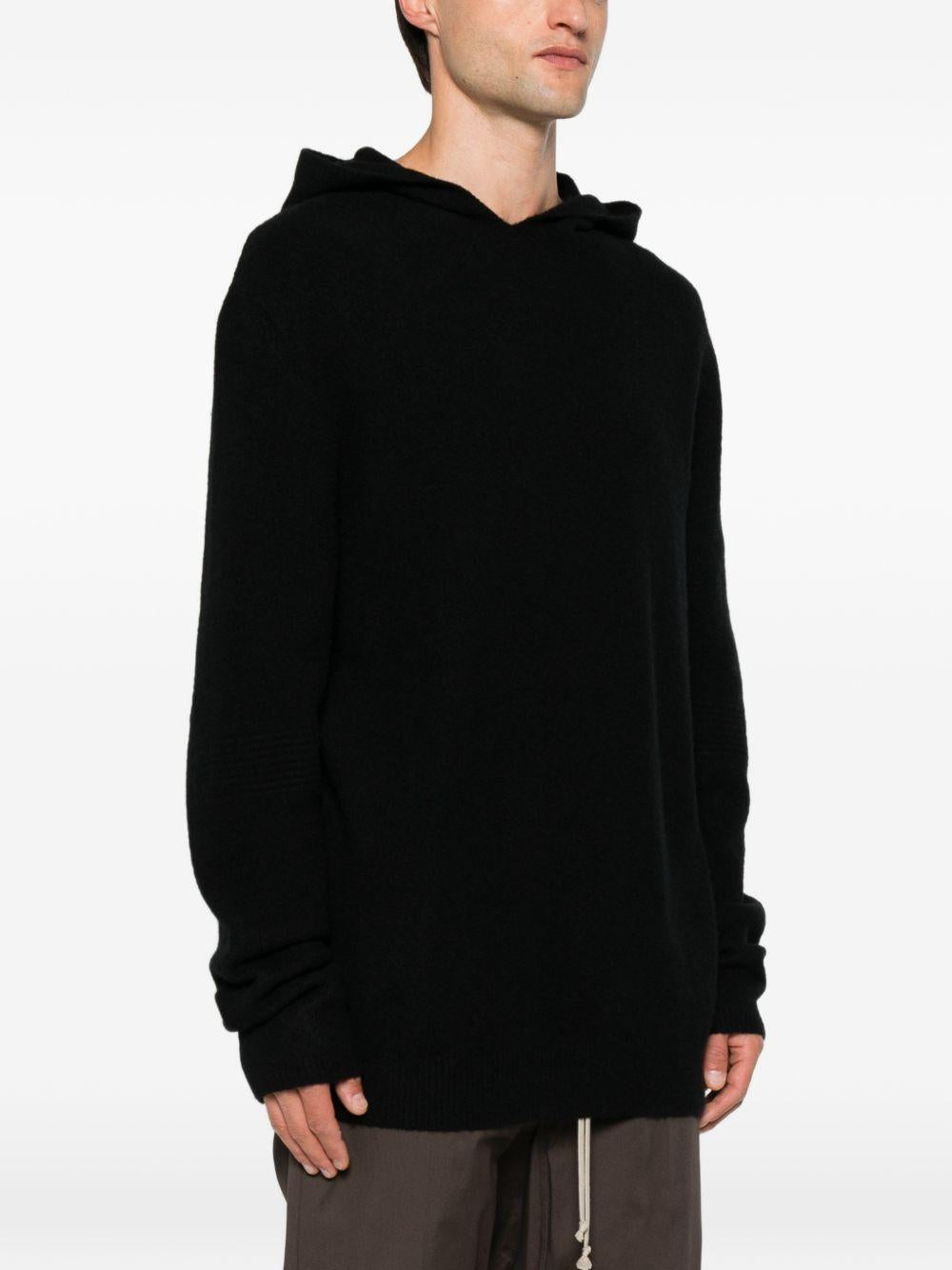 Maglione con cappuccio in cashmere in nero 