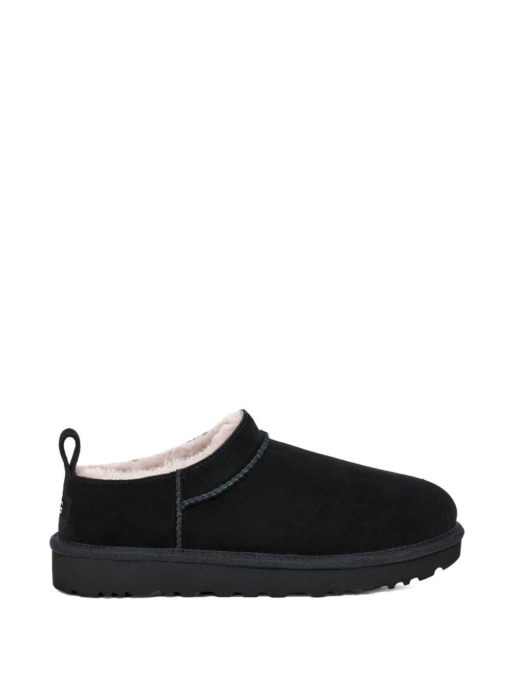 Mules Classic Micro in nero Ugg - uomo 