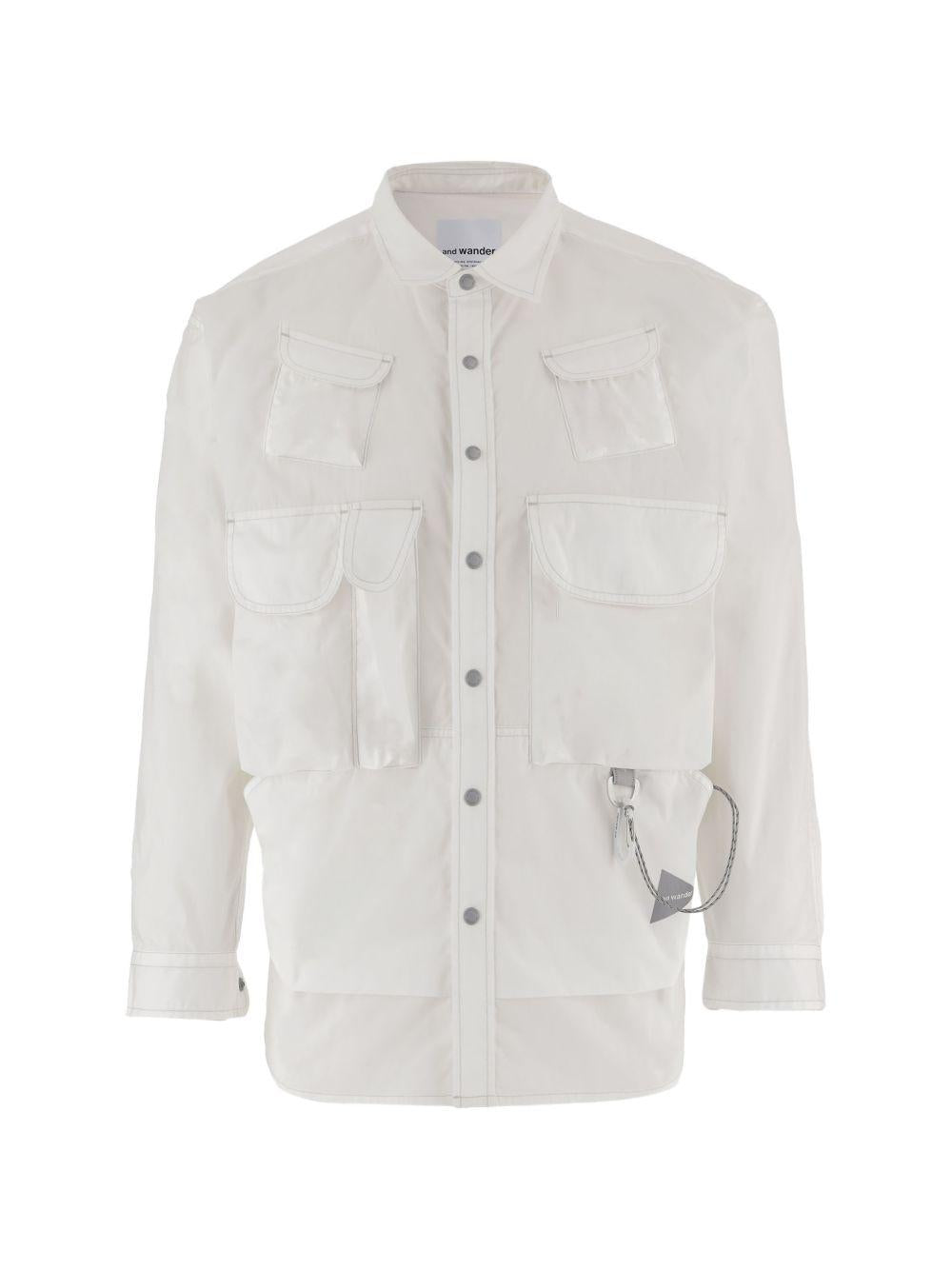 Camicia con tasche in bianco and Wander - uomo 