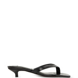 Sandali infradito in nappa in nero 