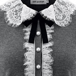 Cardigan con colletto in pizzo e dettaglio a fiocco in grigio 