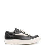 Sneakers basse vintage in pelle in nero 
