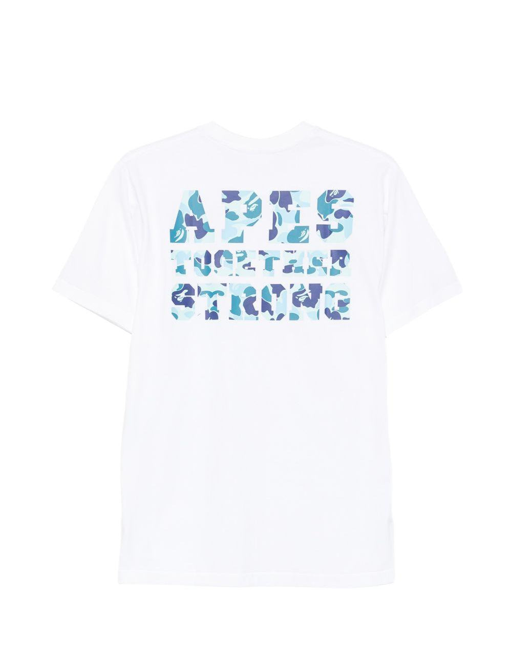 T-shirt con logo in bianco A bathing ape - uomo 