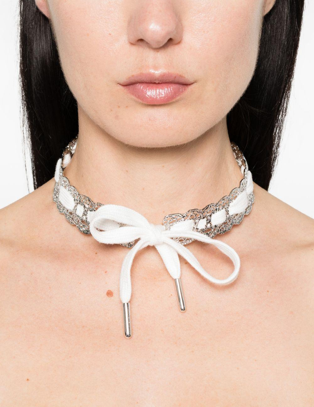 Collana n pizzo con fiocco in bianco Yvmin - donna 
