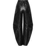 Pantaloni cargo in pelle in nero 