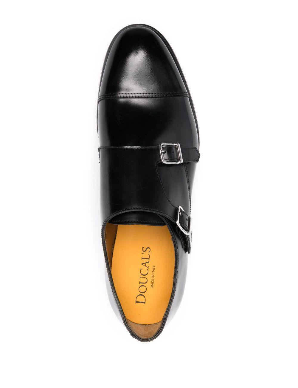 Derby in pelle in nero Doucal's - uomo 