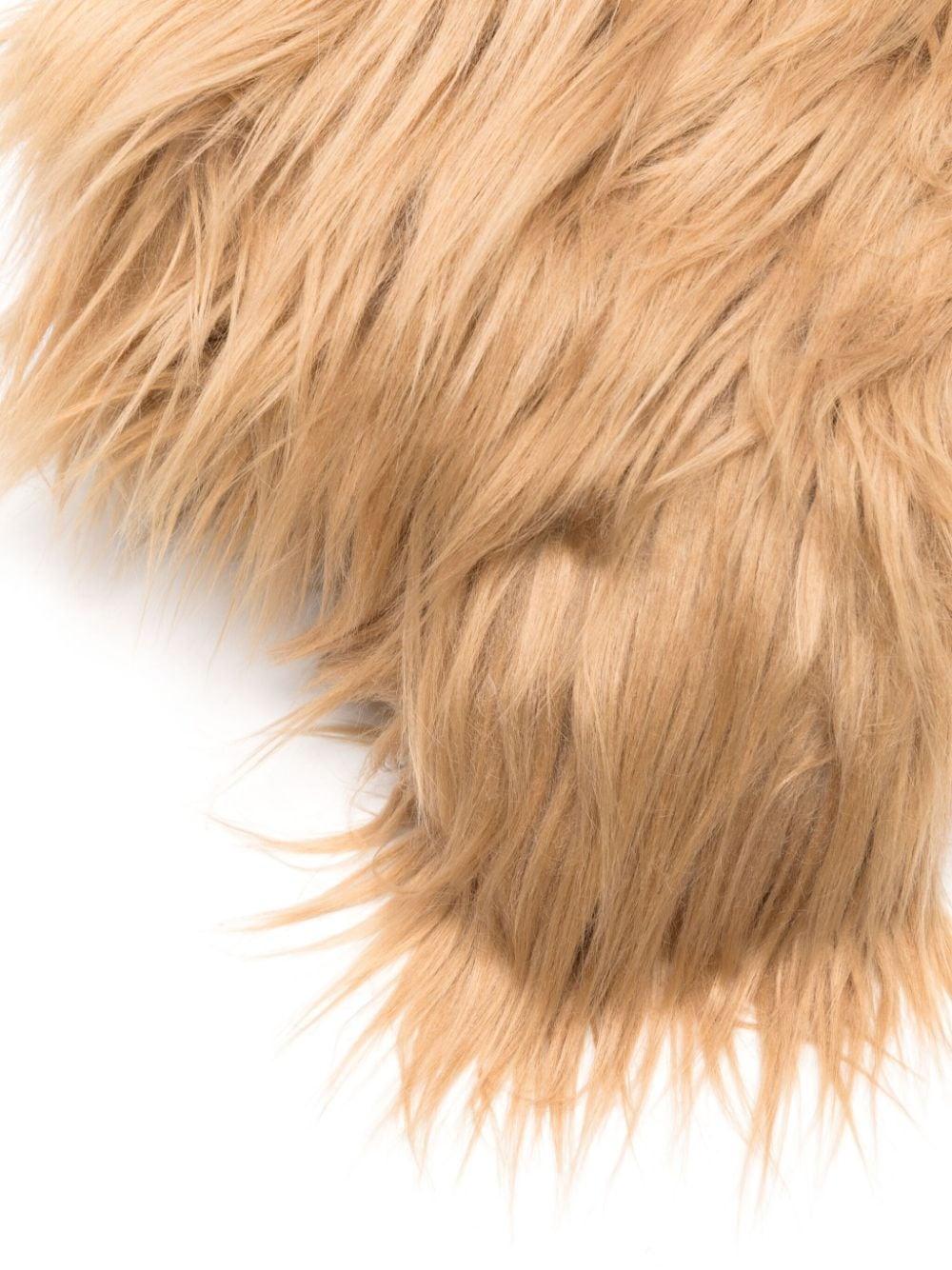 Cappello in finta pelliccia in beige Ruslan baginskiy - donna 