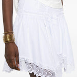 Minigonna a balze con bordi in pizzo in bianco Charo ruiz ibiza 1989 - donna 