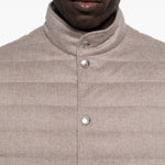 Gilet imbottito con tasche in beige Brunello Cucinelli - uomo 
