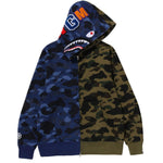 Felpa con zip intera e motivo mimetico a squalo in blu e verde A bathing ape - uomo 