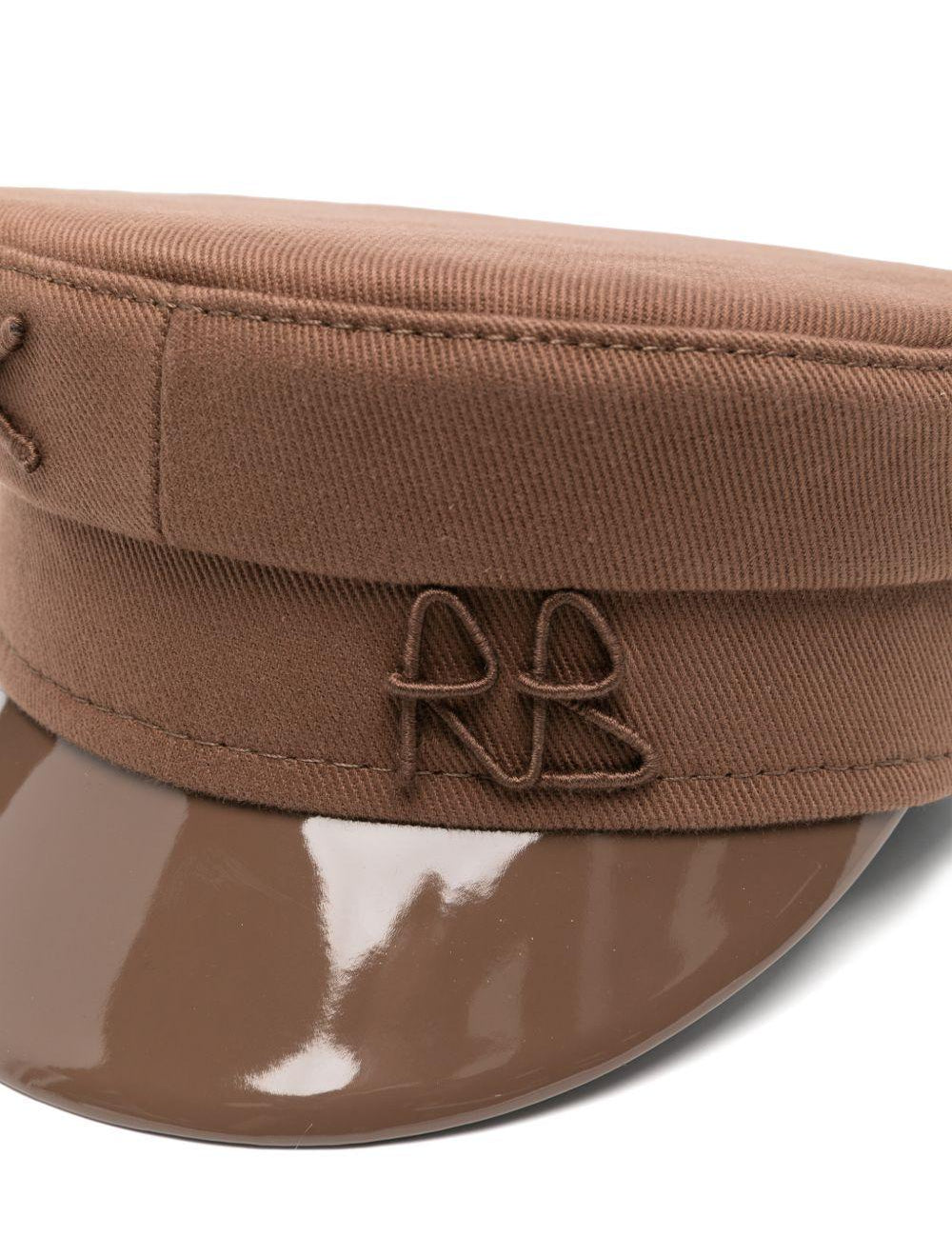Cappello baker boy con logo ricamato in marrone Ruslan baginskiy - donna 