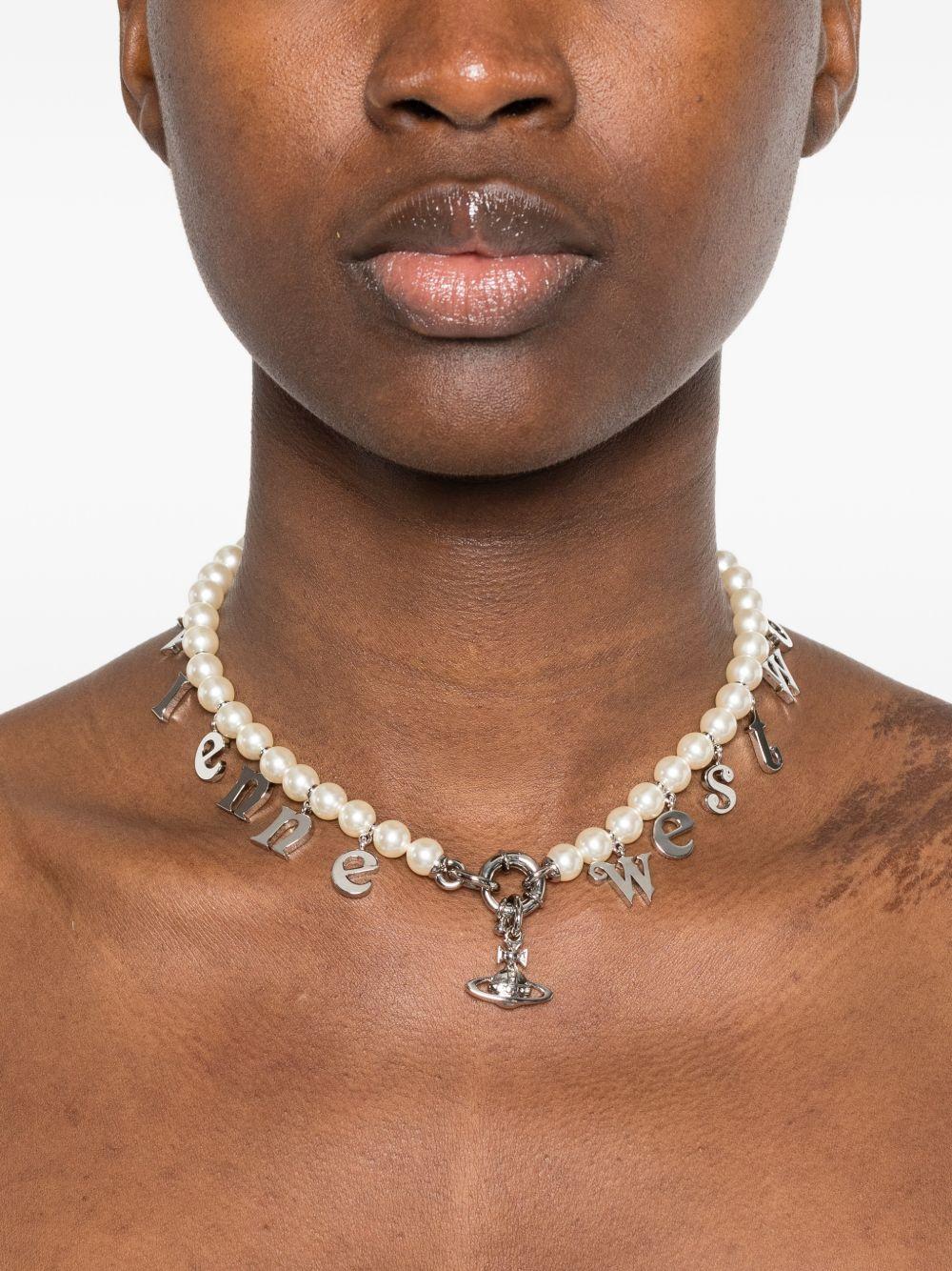 Collana con ciondolo di perle leanne color crema Vivienne westwood - donna 
