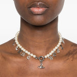 Collana con ciondolo di perle leanne color crema Vivienne westwood - donna 