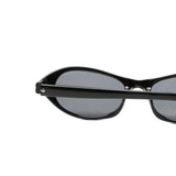 Occhiali da sole aria con montatura ovale in nero Chimi - unisex 