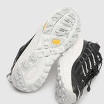 Sneakers Mafate Three 2 in nero e bianco Hoka - uomo 