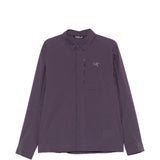 Giacca camicia con tasca con zip e logo ricamato in viola Arc'teryx - uomo 