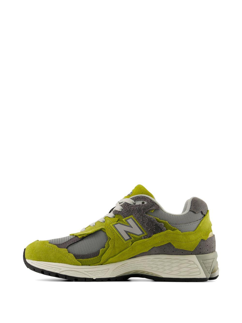 Sneakers 2002R in verde e grigio New balance - unisex 