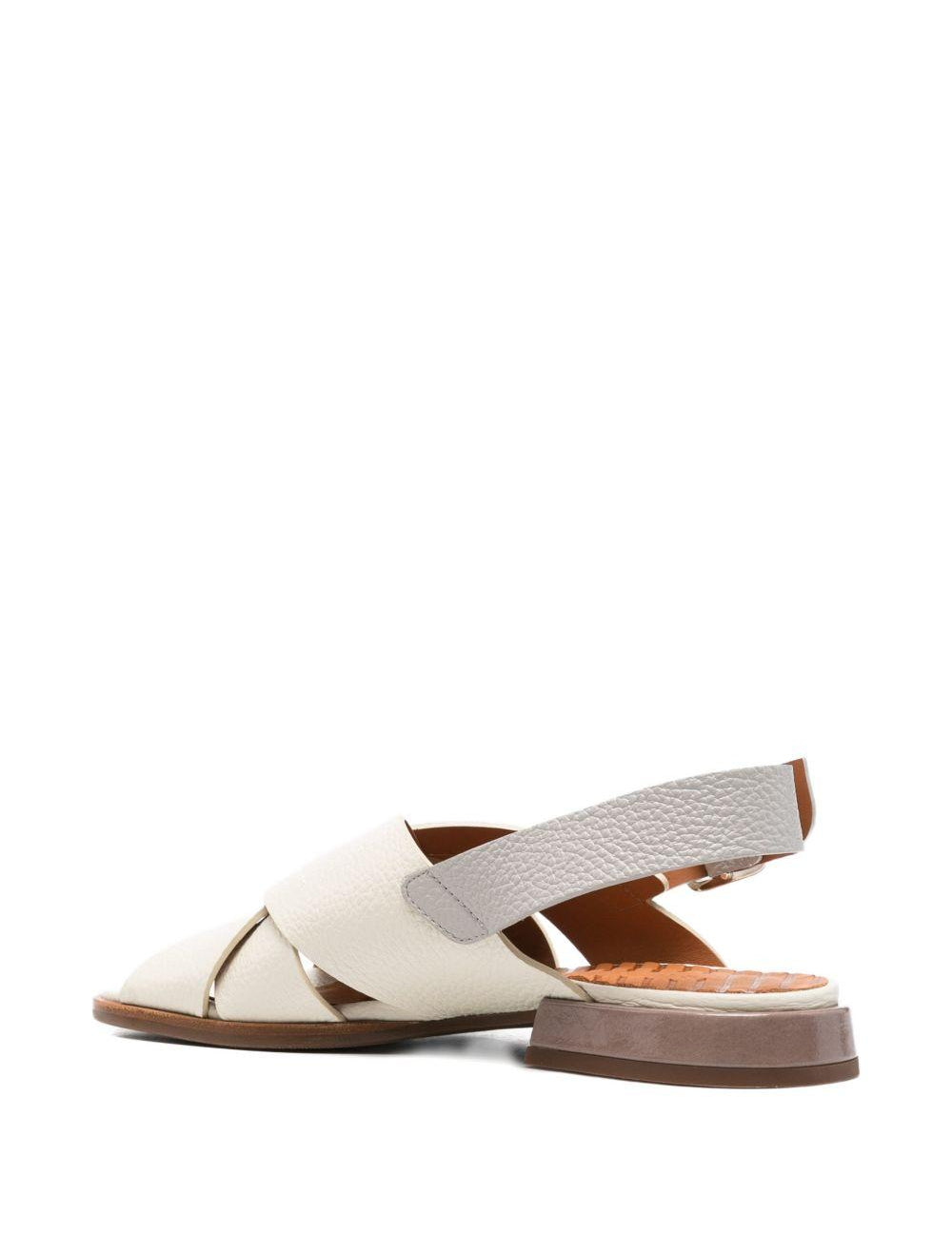 Sandali in pelle in bianco Chie mihara - donna 