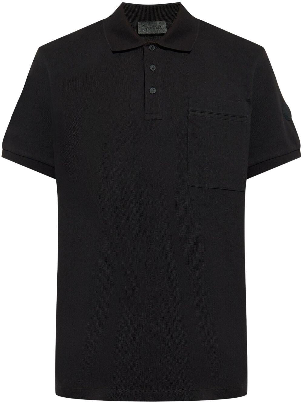 Polo con applicazione logo in nero Moncler - uomo 