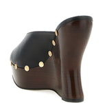 Mules in pelle con borchie e punta aperta in nero Magda butrym - donna 