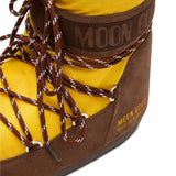 Stivali da neve con lacci e logo in giallo e marrone Moon boot x guest in residence - donna 