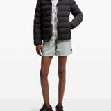 Piumino con cappuccio alete in nero Moncler - donna 