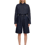 Shorts in denim blu scuro con pince 