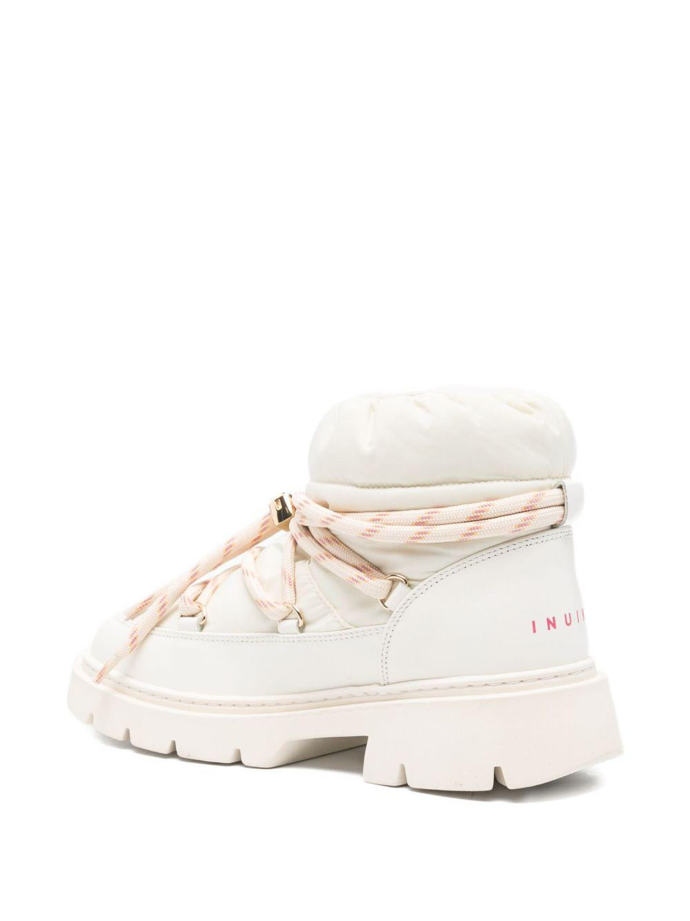 Stivali con lacci Endurance in avorio Inuikii - donna 